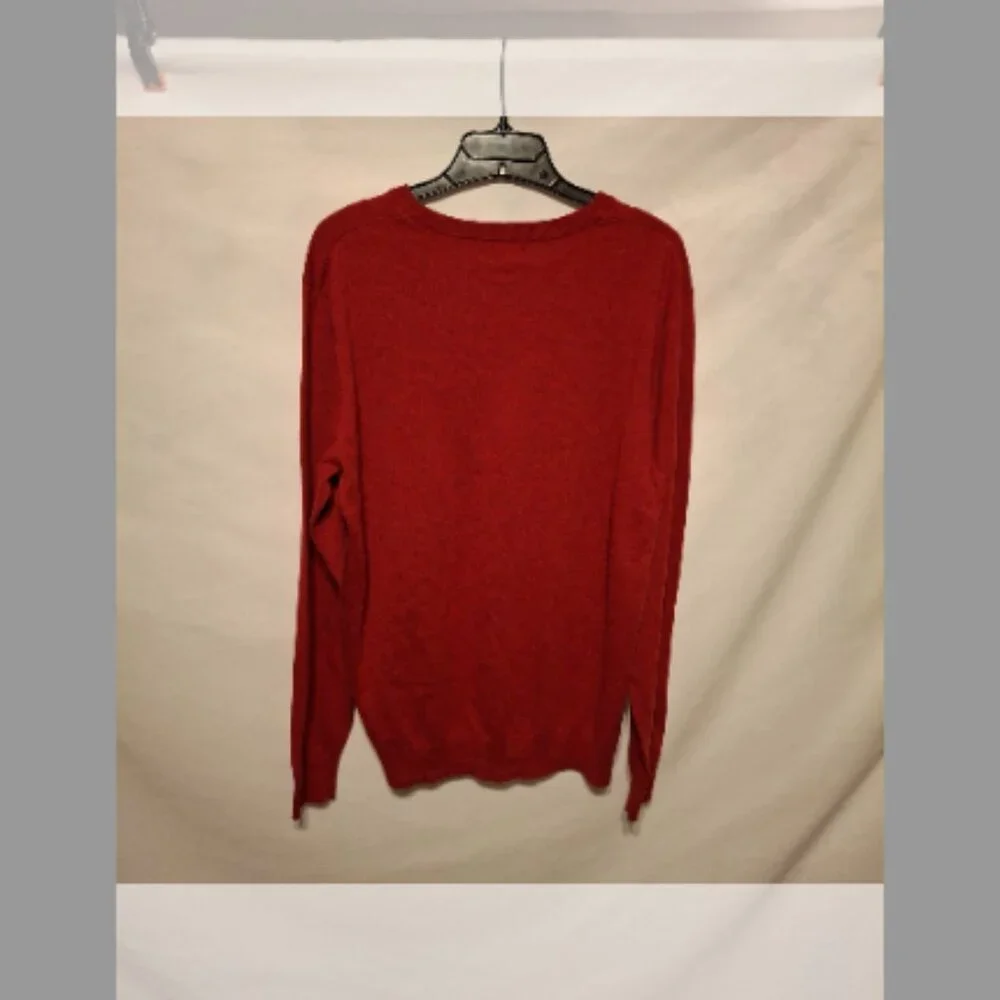 Old Navy V neck Sweater